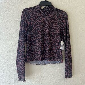 Be original created by la la land creative maroon and black print mesh shirt XL